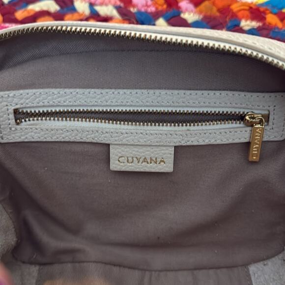 Cuyana Cream Pebbled Leather Tassel Zip Crossbody Camera Bag - Picture 6 of 7